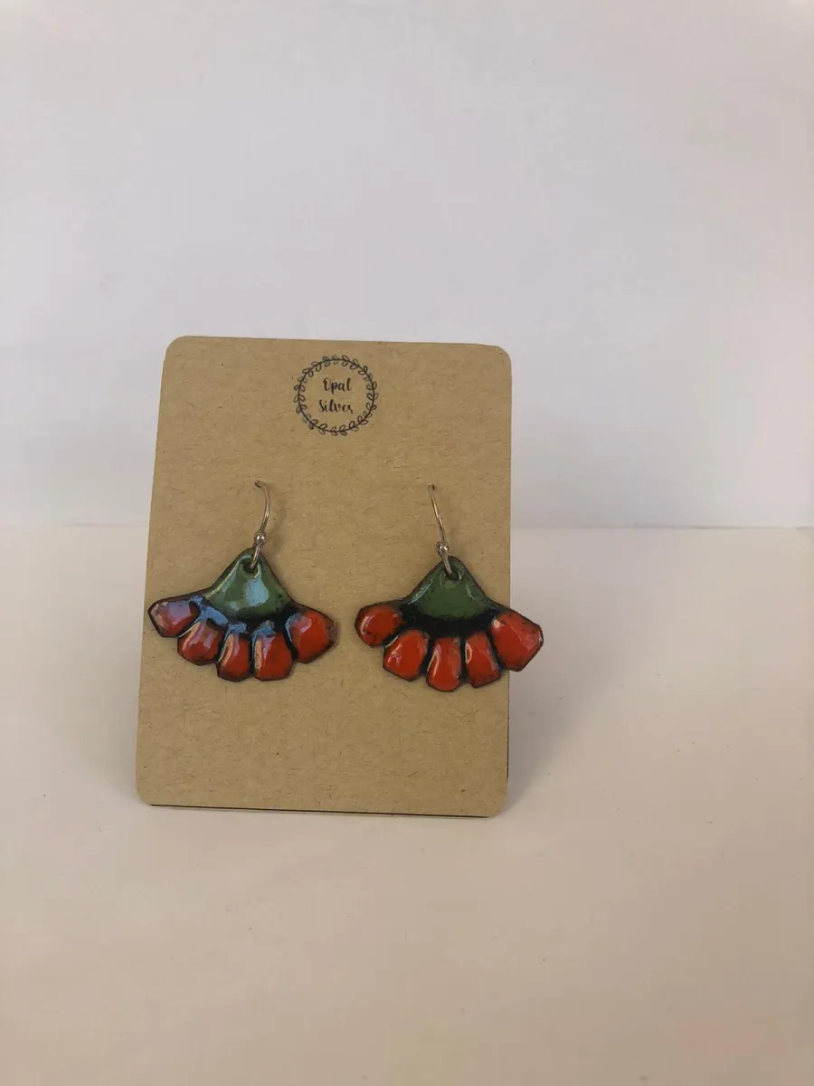 Opal Silver El Yapımı Sıcak Mine Çalışması Gümüş Kancalı Çiçek Küpe görsel 1