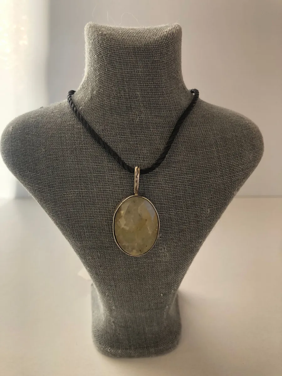 Opal Silver 925 Ayar El Yapımı Phrinayt Taşı Gümüş Kolye görsel 1