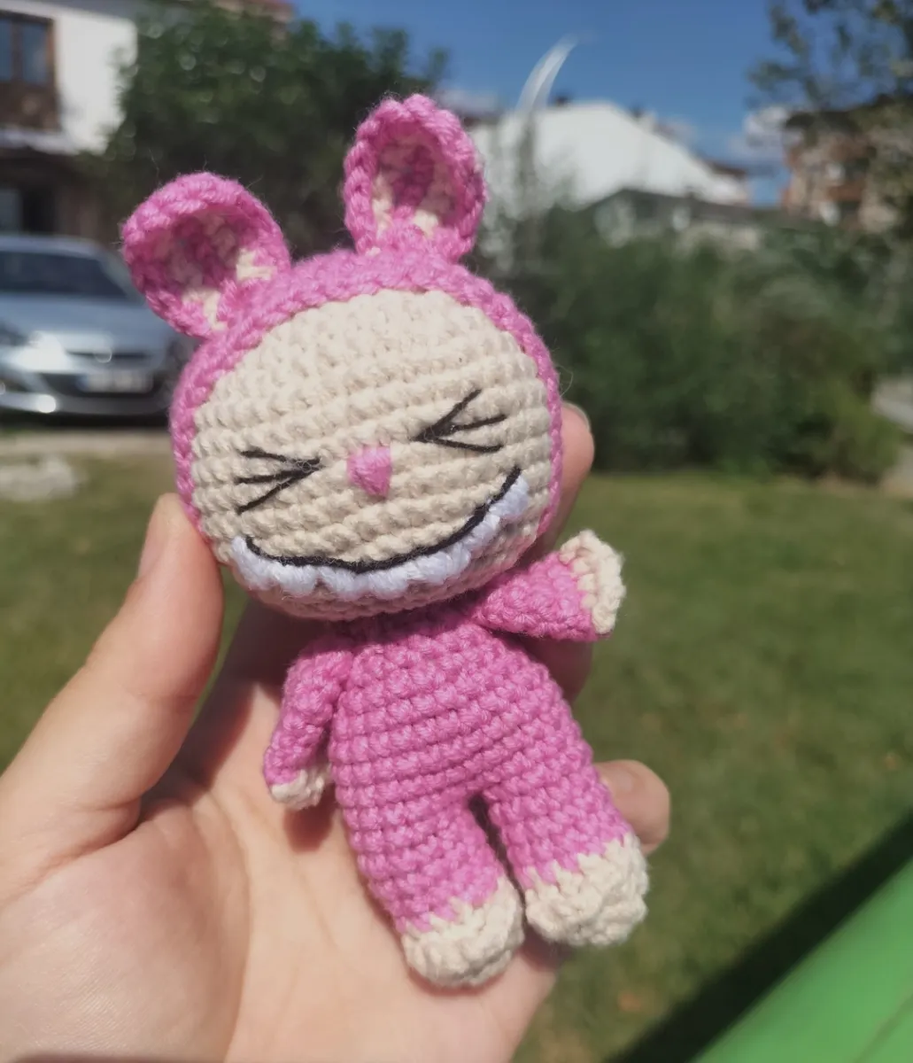 Amigurumi minik labubu oyuncak pembe görsel 1