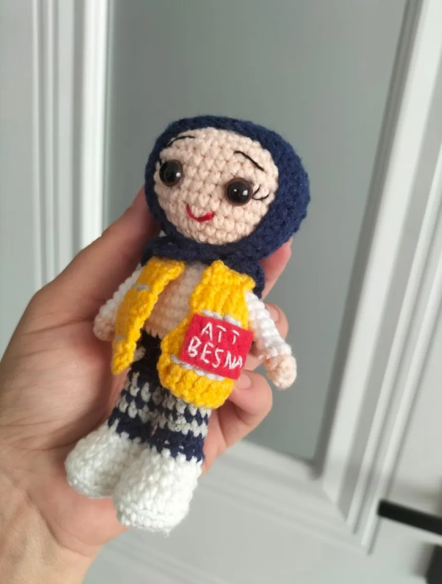 Amigurumi PRM tesettürlü Bebek anahtarlık hediyelik örme sağlıkçı bebek doktor