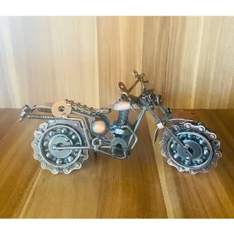MYK HEDİYE VE SANAT ATÖLYESİ Özel Tasarım MYK Metal Motor Sanatın ve Mühendisliğin Buluştuğu Benzersiz Bir Koleksiyon Parçası görsel 1