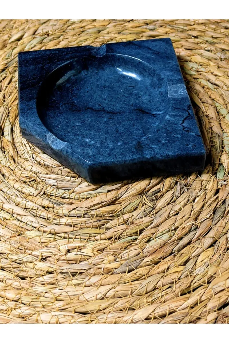 Pergamon Koyu Gri Mermer Üçgen Küllük Kül Tablası görsel 3