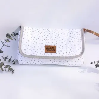 Huggy Mommy Bebek Alt Açma Örtüsü Alt Açma Minderi Su Geçirmez Alezli Hafif Pratik Bakım Örtüsü Alt Açma Bezi